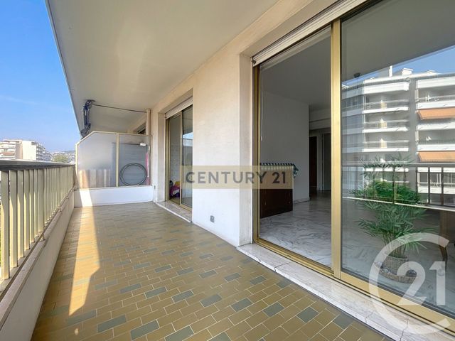 Appartement Studio à vendre - 1 pièce - 33.38 m2 - CANNES LA BOCCA - 06 - PROVENCE-ALPES-COTE-D-AZUR - Century 21 Immobilier Conseil