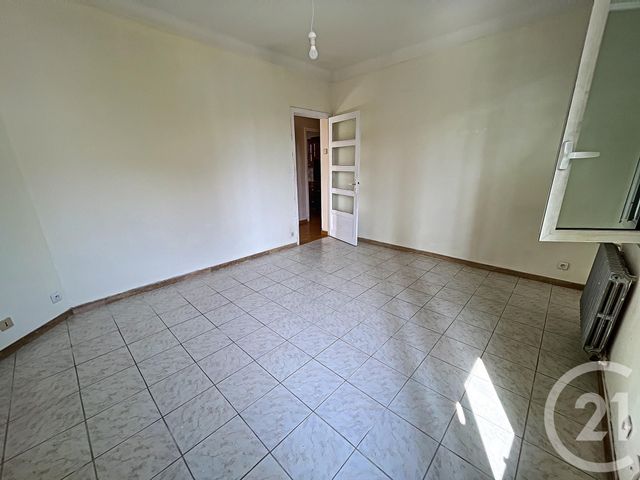 Afficher la photo en grand Appartement F3 à vendre - 3 pièces - 59.28 m2 - CANNES LA BOCCA - 06 - PROVENCE-ALPES-COTE-D-AZUR - Century 21 Immobilier Conseil