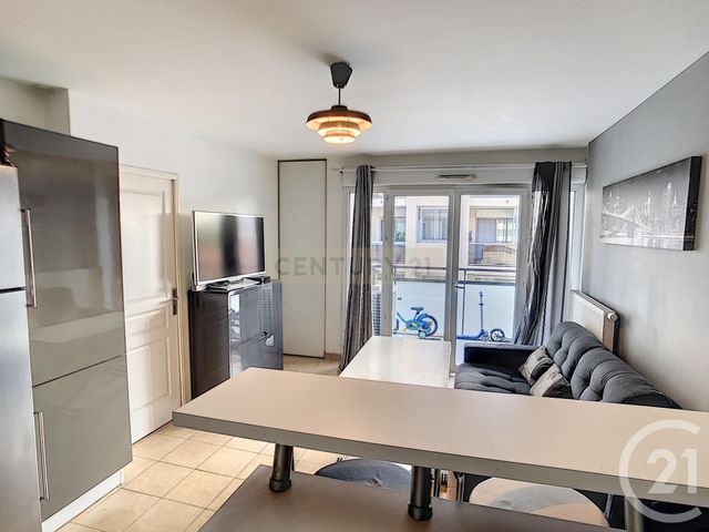 Afficher la photo en grand Appartement F3 à vendre - 3 pièces - 59.11 m2 - CANNES LA BOCCA - 06 - PROVENCE-ALPES-COTE-D-AZUR - Century 21 Immobilier Conseil