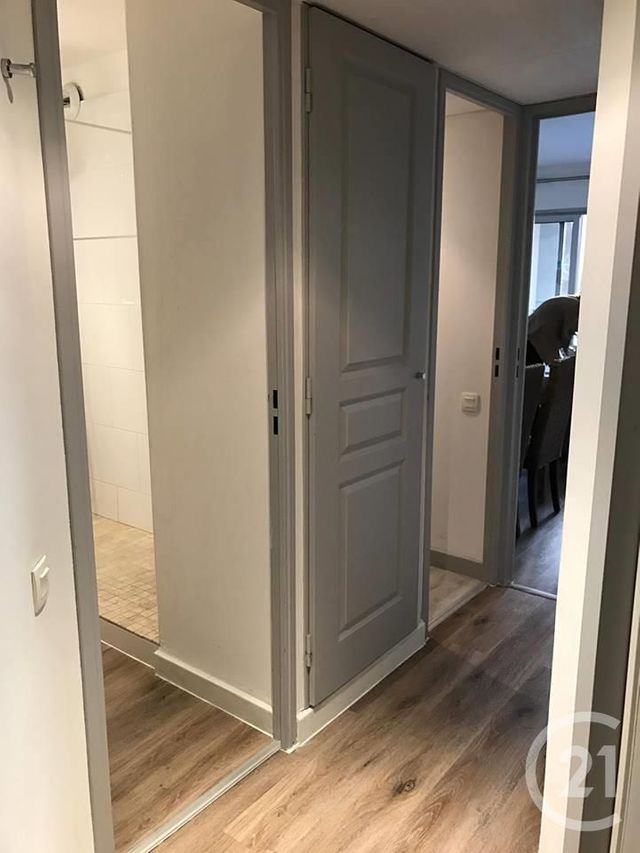 Afficher la photo en grand Appartement F2 à vendre - 2 pièces - 25.0 m2 - CANNES - 06 - PROVENCE-ALPES-COTE-D-AZUR - Century 21 Immobilier Conseil