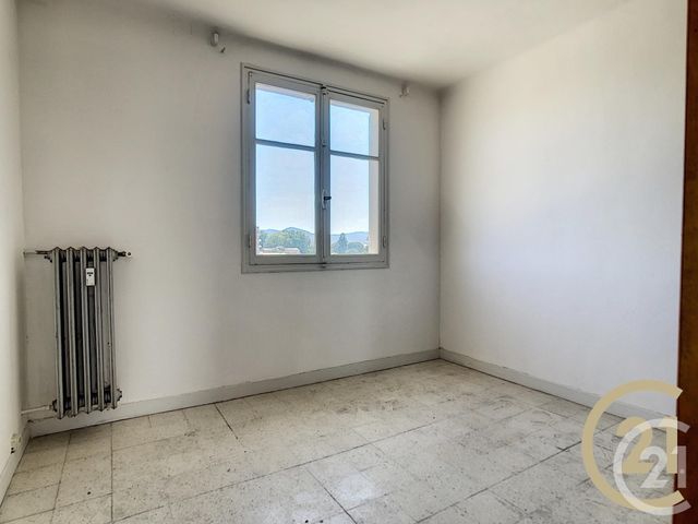 Afficher la photo en grand Appartement F4 à vendre - 4 pièces - 61.37 m2 - CANNES LA BOCCA - 06 - PROVENCE-ALPES-COTE-D-AZUR - Century 21 Immobilier Conseil