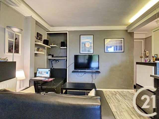 Afficher la photo en grand Appartement F3 à vendre - 3 pièces - 53.52 m2 - CANNES LA BOCCA - 06 - PROVENCE-ALPES-COTE-D-AZUR - Century 21 Immobilier Conseil