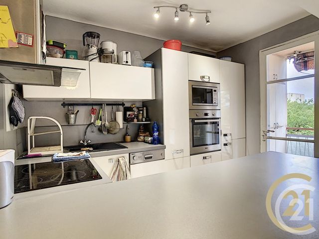 Afficher la photo en grand Appartement F3 à vendre - 3 pièces - 53.52 m2 - CANNES LA BOCCA - 06 - PROVENCE-ALPES-COTE-D-AZUR - Century 21 Immobilier Conseil