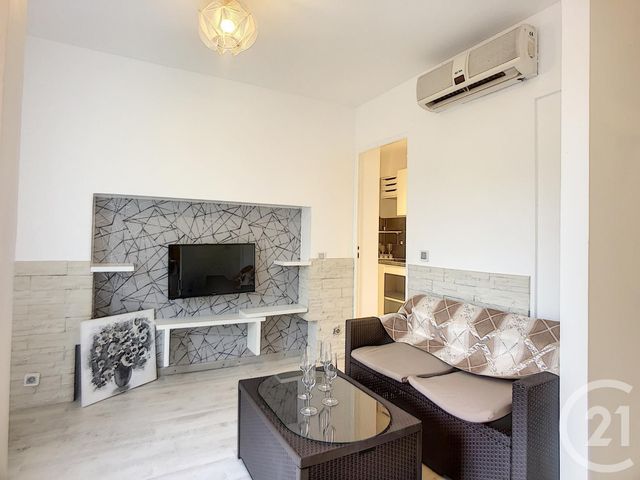 Afficher la photo en grand maison à vendre - 8 pièces - 227.45 m2 - LA ROQUETTE SUR SIAGNE - 06 - PROVENCE-ALPES-COTE-D-AZUR - Century 21 Immobilier Conseil