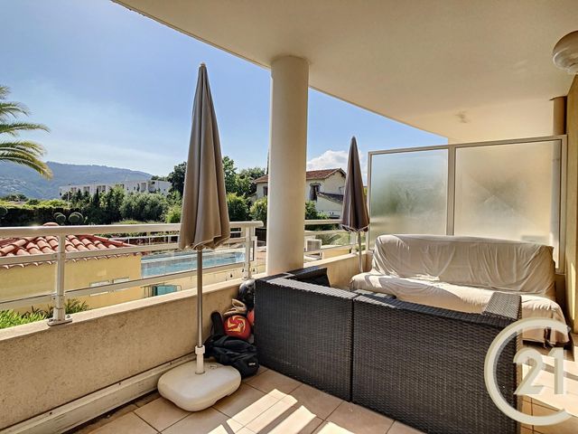 Afficher la photo en grand Appartement F4 à vendre - 4 pièces - 74.87 m2 - CANNES LA BOCCA - 06 - PROVENCE-ALPES-COTE-D-AZUR - Century 21 Immobilier Conseil