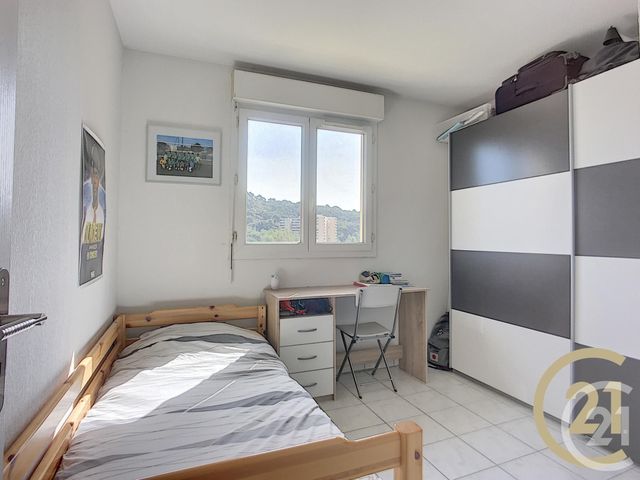 Afficher la photo en grand Appartement F4 à vendre - 4 pièces - 74.87 m2 - CANNES LA BOCCA - 06 - PROVENCE-ALPES-COTE-D-AZUR - Century 21 Immobilier Conseil