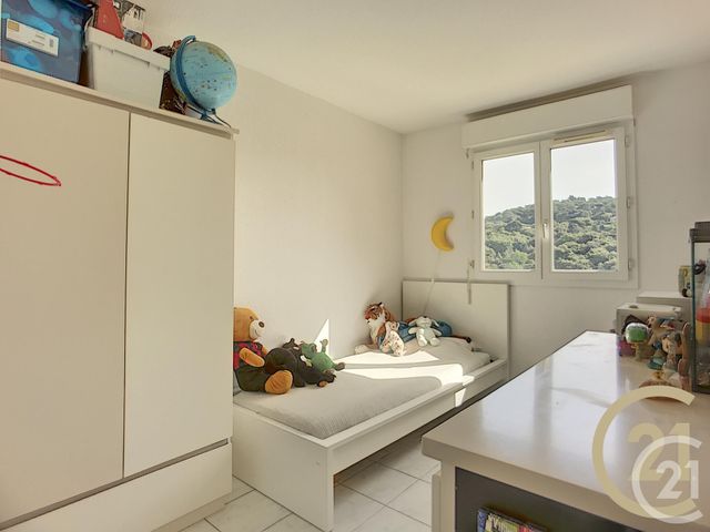 Afficher la photo en grand Appartement F4 à vendre - 4 pièces - 74.87 m2 - CANNES LA BOCCA - 06 - PROVENCE-ALPES-COTE-D-AZUR - Century 21 Immobilier Conseil