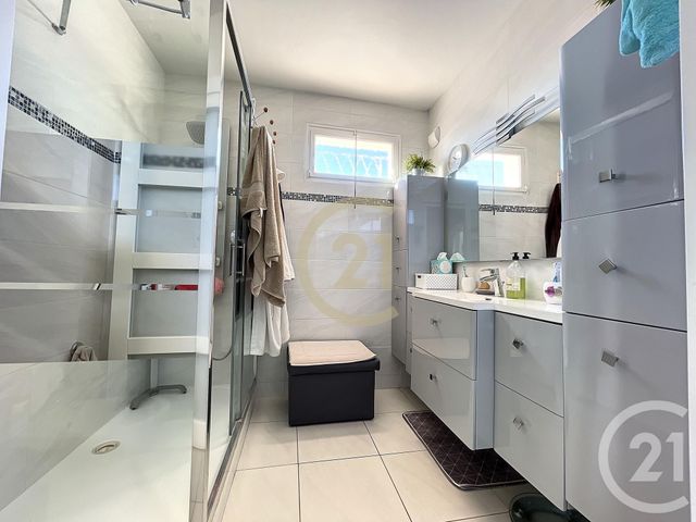 Appartement F3 à vendre - 3 pièces - 87.53 m2 - CANNES LA BOCCA - 06 - PROVENCE-ALPES-COTE-D-AZUR - Century 21 Immobilier Conseil