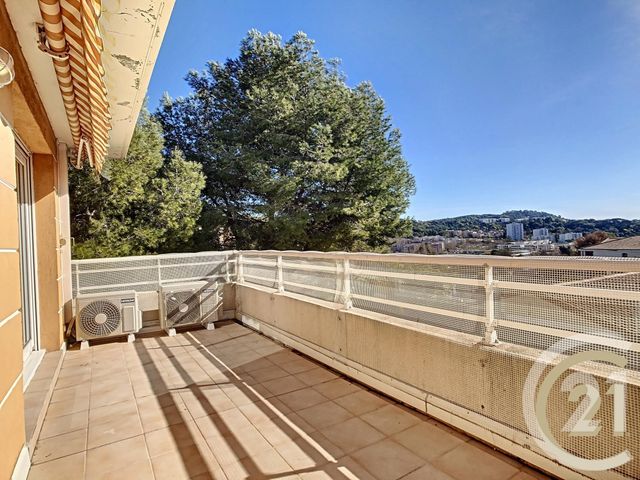 Afficher la photo en grand Appartement F3 à vendre - 3 pièces - 60.1 m2 - CANNES LA BOCCA - 06 - PROVENCE-ALPES-COTE-D-AZUR - Century 21 Immobilier Conseil