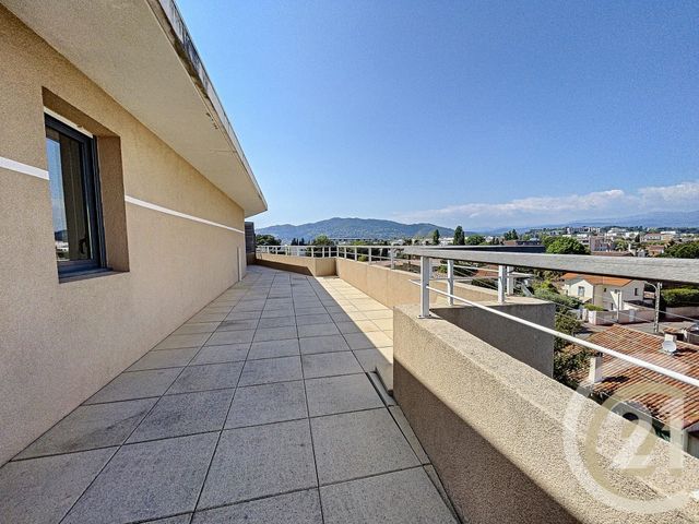 Afficher la photo en grand Appartement à vendre - 3 pièces - 61.0 m2 - CANNES LA BOCCA - 06 - PROVENCE-ALPES-COTE-D-AZUR - Century 21 Immobilier Conseil