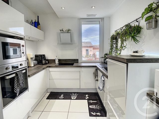 Afficher la photo en grand Appartement F4 à vendre - 4 pièces - 98.09 m2 - CANNES LA BOCCA - 06 - PROVENCE-ALPES-COTE-D-AZUR - Century 21 Immobilier Conseil