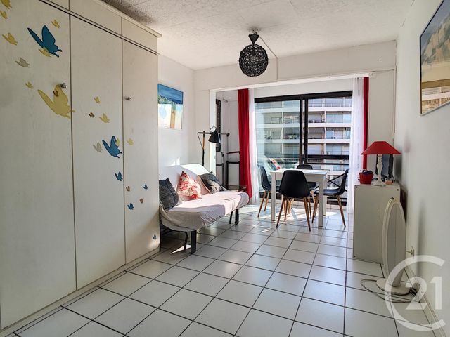 Afficher la photo en grand Studio à vendre - 1 pièce - 23.35 m2 - CANNES LA BOCCA - 06 - PROVENCE-ALPES-COTE-D-AZUR - Century 21 Immobilier Conseil