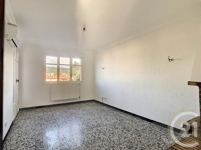 Afficher la photo en grand Appartement F4 à vendre - 4 pièces - 67.11 m2 - CANNES LA BOCCA - 06 - PROVENCE-ALPES-COTE-D-AZUR - Century 21 Immobilier Conseil
