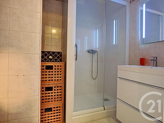 Afficher la photo en grand Appartement F2 à vendre - 2 pièces - 36.0 m2 - CANNES LA BOCCA - 06 - PROVENCE-ALPES-COTE-D-AZUR - Century 21 Immobilier Conseil