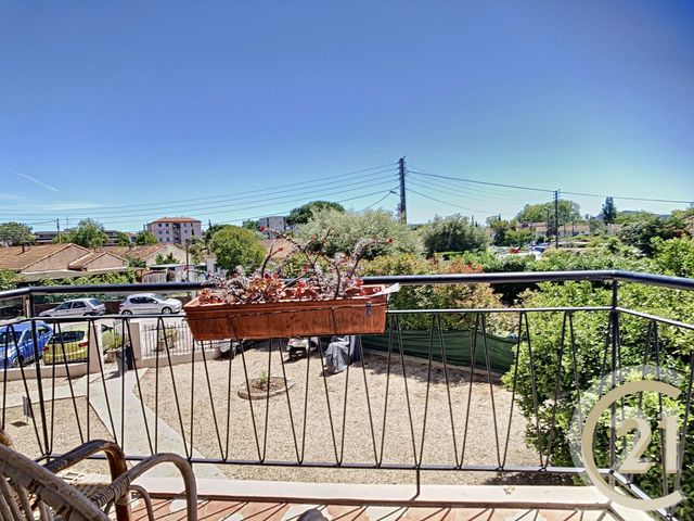 Appartement F4 à vendre - 4 pièces - 61.3 m2 - CANNES LA BOCCA - 06 - PROVENCE-ALPES-COTE-D-AZUR - Century 21 Immobilier Conseil Appartement F4 à vendre - 4 pièces - 61.3 m2 - CANNES LA BOCCA - 06 - PROVENCE-ALPES-COTE-D-AZUR - Century 21 Immobilier Conseil