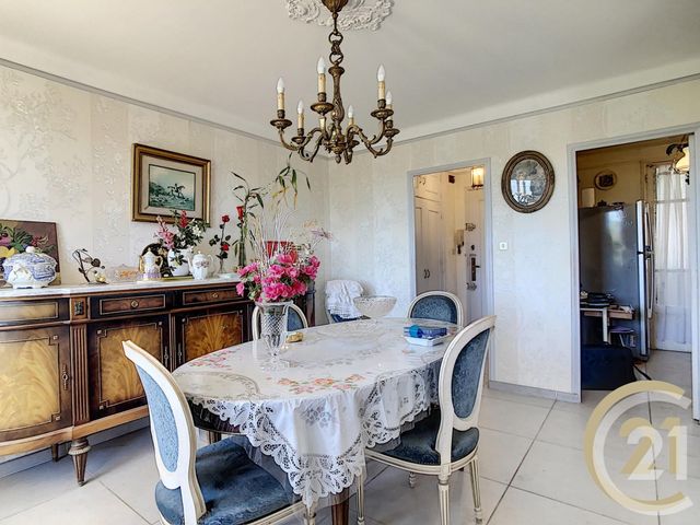 Appartement F4 à vendre - 4 pièces - 61.3 m2 - CANNES LA BOCCA - 06 - PROVENCE-ALPES-COTE-D-AZUR - Century 21 Immobilier Conseil Appartement F4 à vendre - 4 pièces - 61.3 m2 - CANNES LA BOCCA - 06 - PROVENCE-ALPES-COTE-D-AZUR - Century 21 Immobilier Conseil