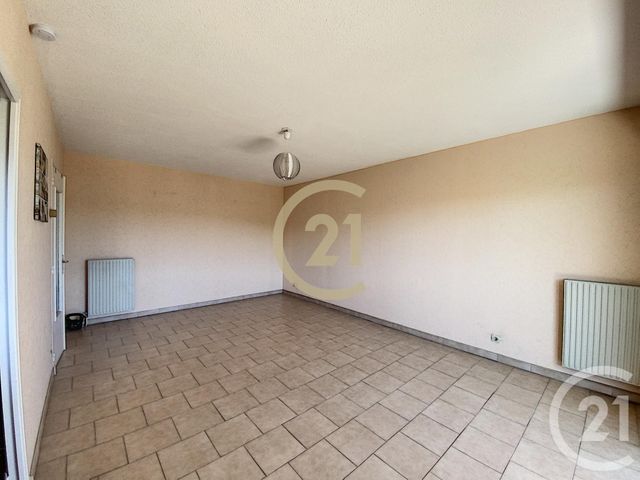 Afficher la photo en grand Appartement F2 à louer - 2 pièces - 46.3 m2 - CANNES LA BOCCA - 06 - PROVENCE-ALPES-COTE-D-AZUR - Century 21 Immobilier Conseil