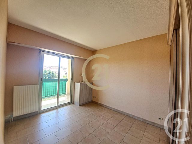 Afficher la photo en grand Appartement F2 à louer - 2 pièces - 46.3 m2 - CANNES LA BOCCA - 06 - PROVENCE-ALPES-COTE-D-AZUR - Century 21 Immobilier Conseil