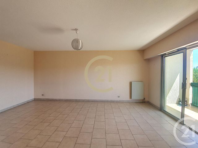 Afficher la photo en grand Appartement F2 à louer - 2 pièces - 46.3 m2 - CANNES LA BOCCA - 06 - PROVENCE-ALPES-COTE-D-AZUR - Century 21 Immobilier Conseil