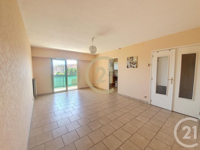 Afficher la photo en grand Appartement F2 à louer - 2 pièces - 46.3 m2 - CANNES LA BOCCA - 06 - PROVENCE-ALPES-COTE-D-AZUR - Century 21 Immobilier Conseil