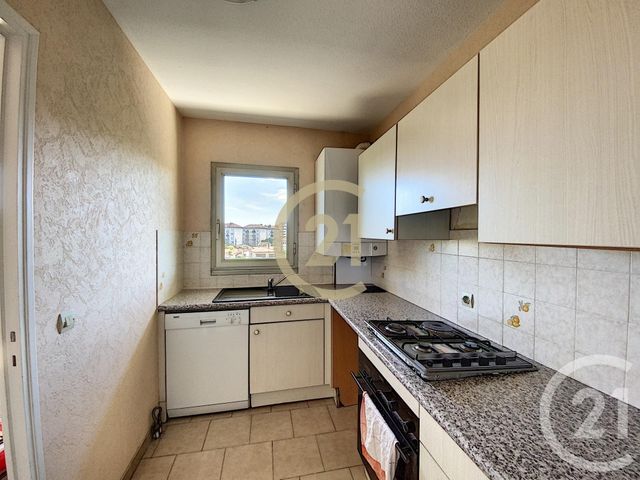 Afficher la photo en grand Appartement F2 à louer - 2 pièces - 46.3 m2 - CANNES LA BOCCA - 06 - PROVENCE-ALPES-COTE-D-AZUR - Century 21 Immobilier Conseil