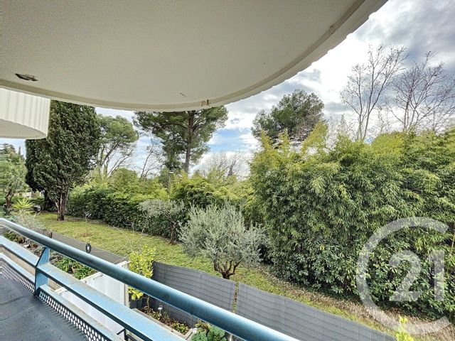 Afficher la photo en grand Appartement F3 à vendre - 3 pièces - 68.26 m2 - CANNES LA BOCCA - 06 - PROVENCE-ALPES-COTE-D-AZUR - Century 21 Immobilier Conseil