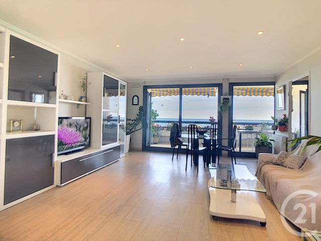 Afficher la photo en grand Appartement F3 à vendre - 3 pièces - 78.62 m2 - CANNES LA BOCCA - 06 - PROVENCE-ALPES-COTE-D-AZUR - Century 21 Immobilier Conseil