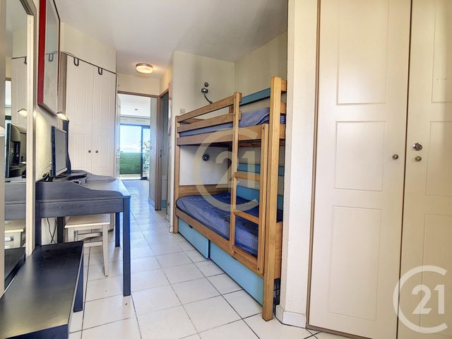 Afficher la photo en grand Studio Cabine à vendre - 1 pièce - 25.27 m2 - CANNES LA BOCCA - 06 - PROVENCE-ALPES-COTE-D-AZUR - Century 21 Immobilier Conseil