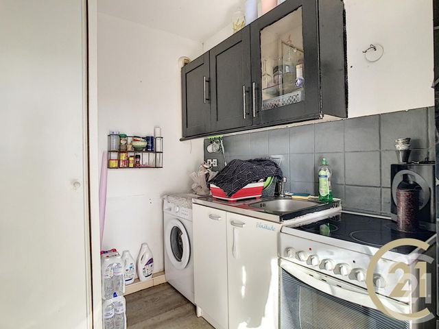 Afficher la photo en grand Appartement F2 à vendre - 2 pièces - 38.0 m2 - CANNES LA BOCCA - 06 - PROVENCE-ALPES-COTE-D-AZUR - Century 21 Immobilier Conseil