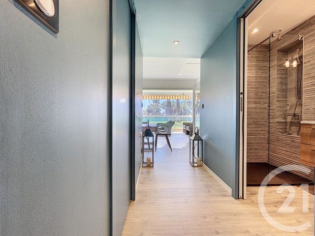Appartement F2 à vendre - 2 pièces - 25.3 m2 - CANNES LA BOCCA - 06 - PROVENCE-ALPES-COTE-D-AZUR - Century 21 Immobilier Conseil Appartement F2 à vendre - 2 pièces - 25.3 m2 - CANNES LA BOCCA - 06 - PROVENCE-ALPES-COTE-D-AZUR - Century 21 Immobilier Conseil