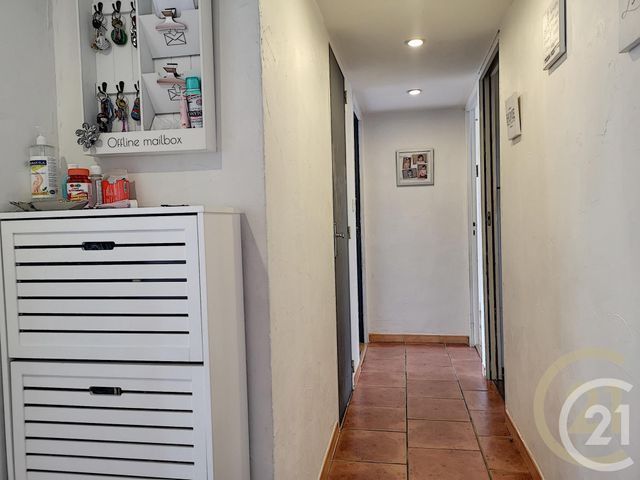 Appartement F4 à vendre - 4 pièces - 65.22 m2 - CANNES LA BOCCA - 06 - PROVENCE-ALPES-COTE-D-AZUR - Century 21 Immobilier Conseil Appartement F4 à vendre - 4 pièces - 65.22 m2 - CANNES LA BOCCA - 06 - PROVENCE-ALPES-COTE-D-AZUR - Century 21 Immobilier Conseil