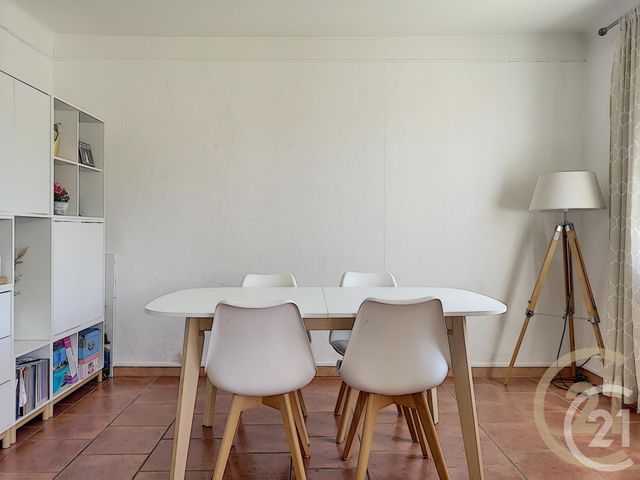 Appartement F4 à vendre - 4 pièces - 65.22 m2 - CANNES LA BOCCA - 06 - PROVENCE-ALPES-COTE-D-AZUR - Century 21 Immobilier Conseil Appartement F4 à vendre - 4 pièces - 65.22 m2 - CANNES LA BOCCA - 06 - PROVENCE-ALPES-COTE-D-AZUR - Century 21 Immobilier Conseil