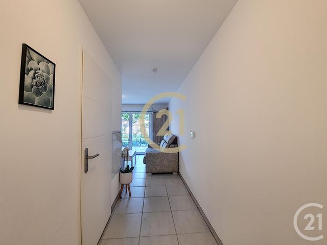 Studio à louer - 1 pièce - 24.84 m2 - GRASSE - 06 - PROVENCE-ALPES-COTE-D-AZUR - Century 21 Immobilier Conseil Studio à louer - 1 pièce - 24.84 m2 - GRASSE - 06 - PROVENCE-ALPES-COTE-D-AZUR - Century 21 Immobilier Conseil