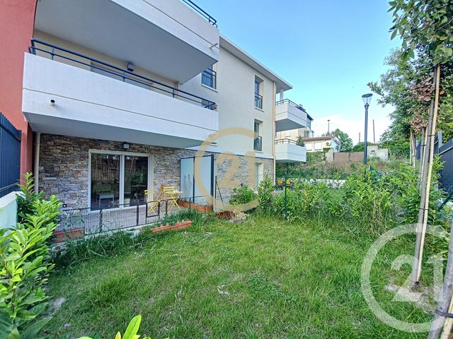 Studio à louer - 1 pièce - 24.84 m2 - GRASSE - 06 - PROVENCE-ALPES-COTE-D-AZUR - Century 21 Immobilier Conseil Studio à louer - 1 pièce - 24.84 m2 - GRASSE - 06 - PROVENCE-ALPES-COTE-D-AZUR - Century 21 Immobilier Conseil
