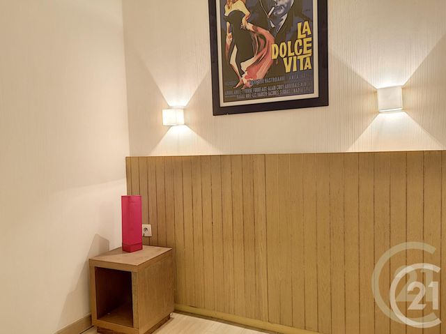Appartement F2 à vendre - 2 pièces - 27.2 m2 - CANNES LA BOCCA - 06 - PROVENCE-ALPES-COTE-D-AZUR - Century 21 Immobilier Conseil Appartement F2 à vendre - 2 pièces - 27.2 m2 - CANNES LA BOCCA - 06 - PROVENCE-ALPES-COTE-D-AZUR - Century 21 Immobilier Conseil