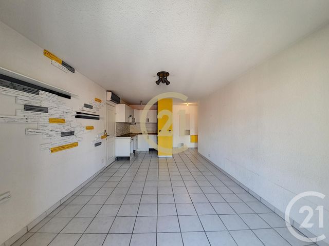 Appartement F2 à louer - 2 pièces - 47.4 m2 - CANNES LA BOCCA - 06 - PROVENCE-ALPES-COTE-D-AZUR - Century 21 Immobilier Conseil Appartement F2 à louer - 2 pièces - 47.4 m2 - CANNES LA BOCCA - 06 - PROVENCE-ALPES-COTE-D-AZUR - Century 21 Immobilier Conseil