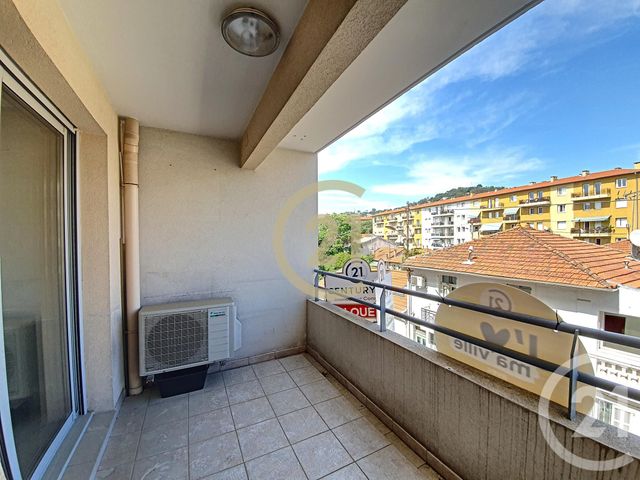 Appartement F2 à louer - 2 pièces - 47.4 m2 - CANNES LA BOCCA - 06 - PROVENCE-ALPES-COTE-D-AZUR - Century 21 Immobilier Conseil Appartement F2 à louer - 2 pièces - 47.4 m2 - CANNES LA BOCCA - 06 - PROVENCE-ALPES-COTE-D-AZUR - Century 21 Immobilier Conseil