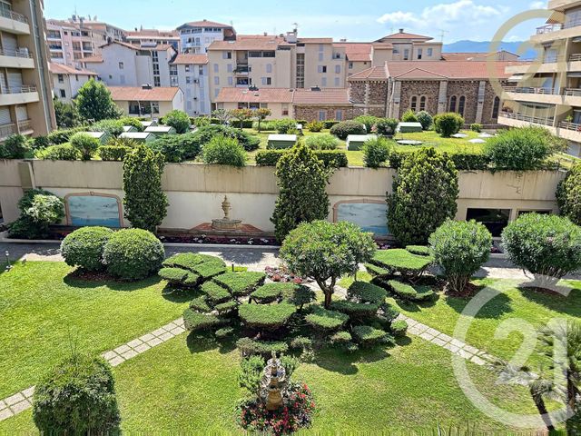 Afficher la photo en grand appartement à vendre - 2 pièces - 48.0 m2 - CANNES LA BOCCA - 06 - PROVENCE-ALPES-COTE-D-AZUR - Century 21 Immobilier Conseil
