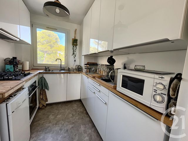 Appartement F3 à vendre - 3 pièces - 59.48 m2 - CANNES LA BOCCA - 06 - PROVENCE-ALPES-COTE-D-AZUR - Century 21 Immobilier Conseil Appartement F3 à vendre - 3 pièces - 59.48 m2 - CANNES LA BOCCA - 06 - PROVENCE-ALPES-COTE-D-AZUR - Century 21 Immobilier Conseil