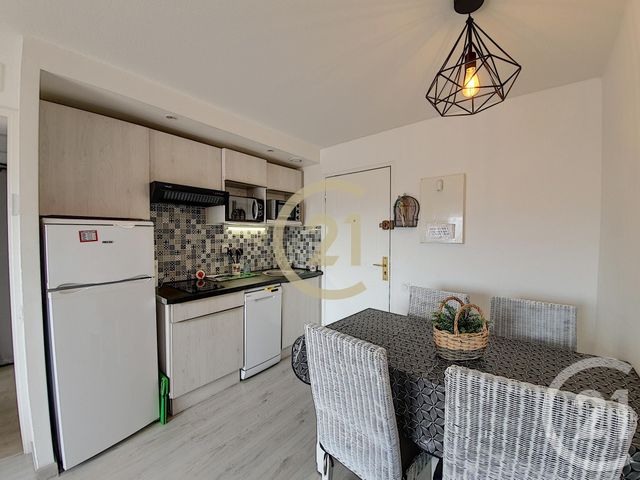 Afficher la photo en grand Appartement F2 à louer - 2 pièces - 28.8 m2 - CANNES LA BOCCA - 06 - PROVENCE-ALPES-COTE-D-AZUR - Century 21 Immobilier Conseil