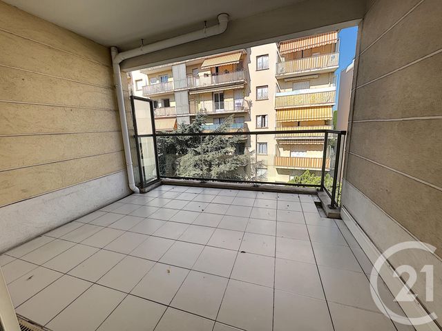 Afficher la photo en grand Appartement F3 à vendre - 3 pièces - 67.5 m2 - CANNES LA BOCCA - 06 - PROVENCE-ALPES-COTE-D-AZUR - Century 21 Immobilier Conseil