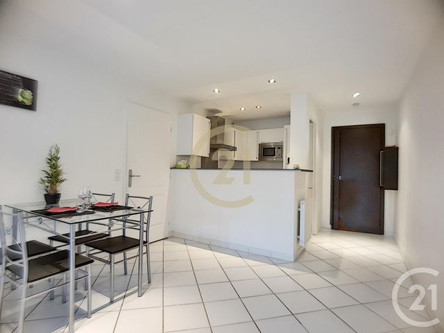 Afficher la photo en grand Appartement F2 à louer - 2 pièces - 49.39 m2 - CANNES LA BOCCA - 06 - PROVENCE-ALPES-COTE-D-AZUR - Century 21 Immobilier Conseil