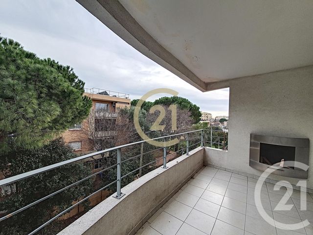 Appartement F3 à louer CANNES LA BOCCA