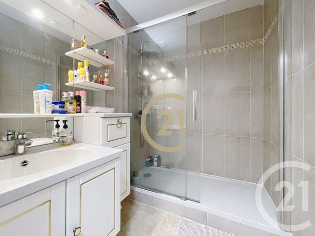 Appartement F4 à vendre - 4 pièces - 79.46 m2 - CANNES LA BOCCA - 06 - PROVENCE-ALPES-COTE-D-AZUR - Century 21 Immobilier Conseil