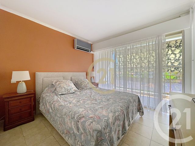 Appartement F4 à vendre - 4 pièces - 79.46 m2 - CANNES LA BOCCA - 06 - PROVENCE-ALPES-COTE-D-AZUR - Century 21 Immobilier Conseil