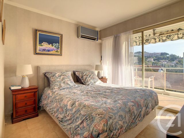 Appartement F4 à vendre - 4 pièces - 79.46 m2 - CANNES LA BOCCA - 06 - PROVENCE-ALPES-COTE-D-AZUR - Century 21 Immobilier Conseil