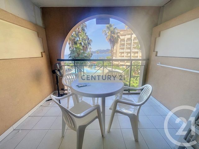 Appartement F1 à vendre - 1 pièce - 26.15 m2 - CANNES LA BOCCA - 06 - PROVENCE-ALPES-COTE-D-AZUR - Century 21 Immobilier Conseil