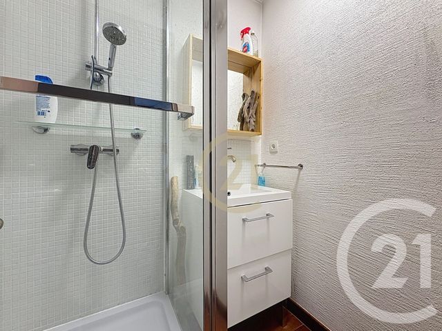 Appartement F6 à vendre - 6 pièces - 111.93 m2 - CANNES LA BOCCA - 06 - PROVENCE-ALPES-COTE-D-AZUR - Century 21 Immobilier Conseil