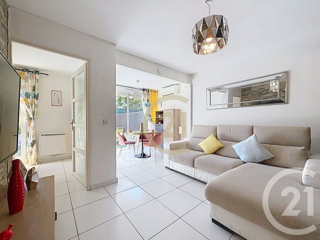 Appartement à vendre - 2 pièces - 39.23 m2 - CANNES LA BOCCA - 06 - PROVENCE-ALPES-COTE-D-AZUR - Century 21 Immobilier Conseil