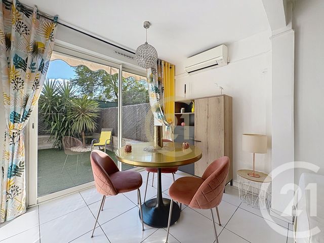 Appartement à vendre - 2 pièces - 39.23 m2 - CANNES LA BOCCA - 06 - PROVENCE-ALPES-COTE-D-AZUR - Century 21 Immobilier Conseil